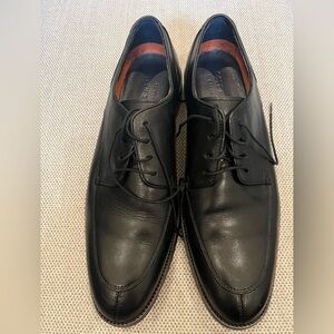 Cole Haan Black Dress Shoes size 9.5 M in near new condition. Barely used